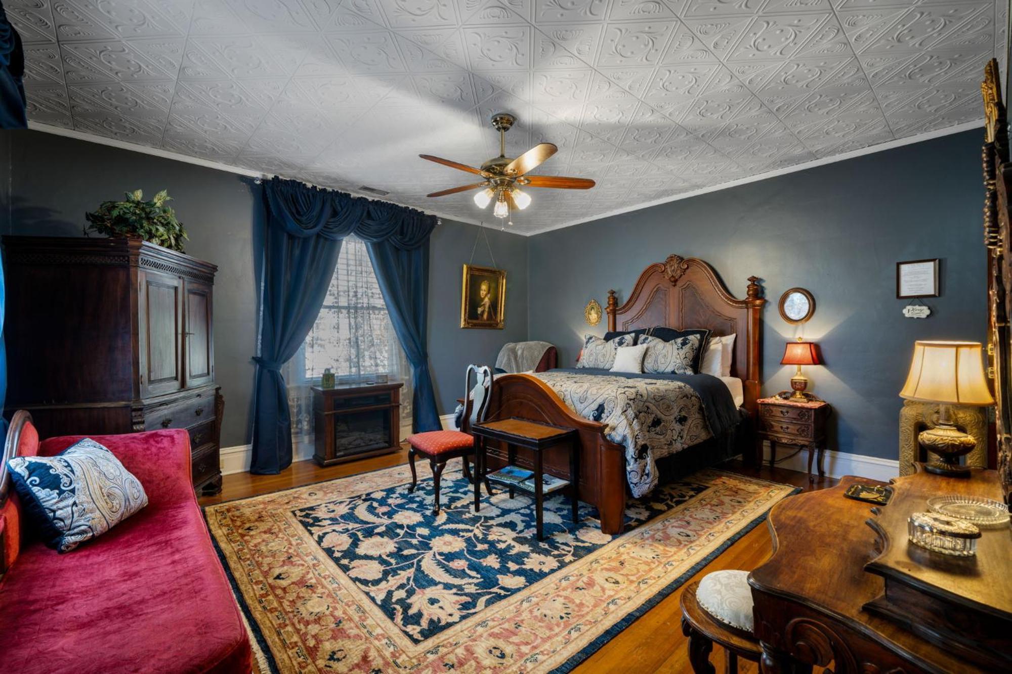The Inn On Front Street Стейтсвилл Экстерьер фото